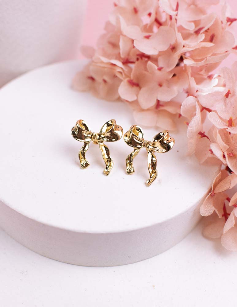 Ruffle + Bow Short Bowknot Earrings