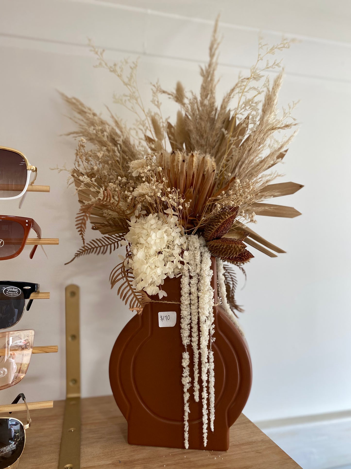 Dried flowers + Vase