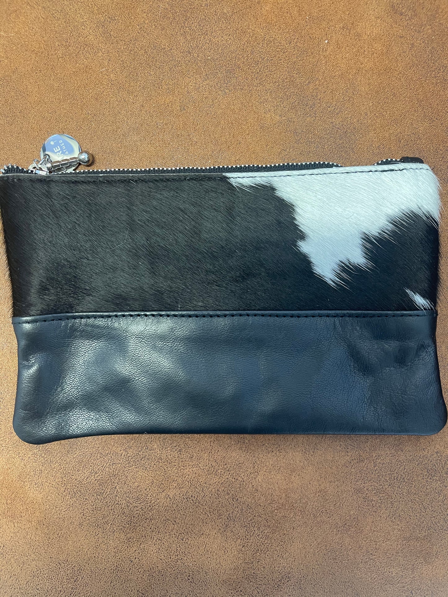 Ada medium clutch