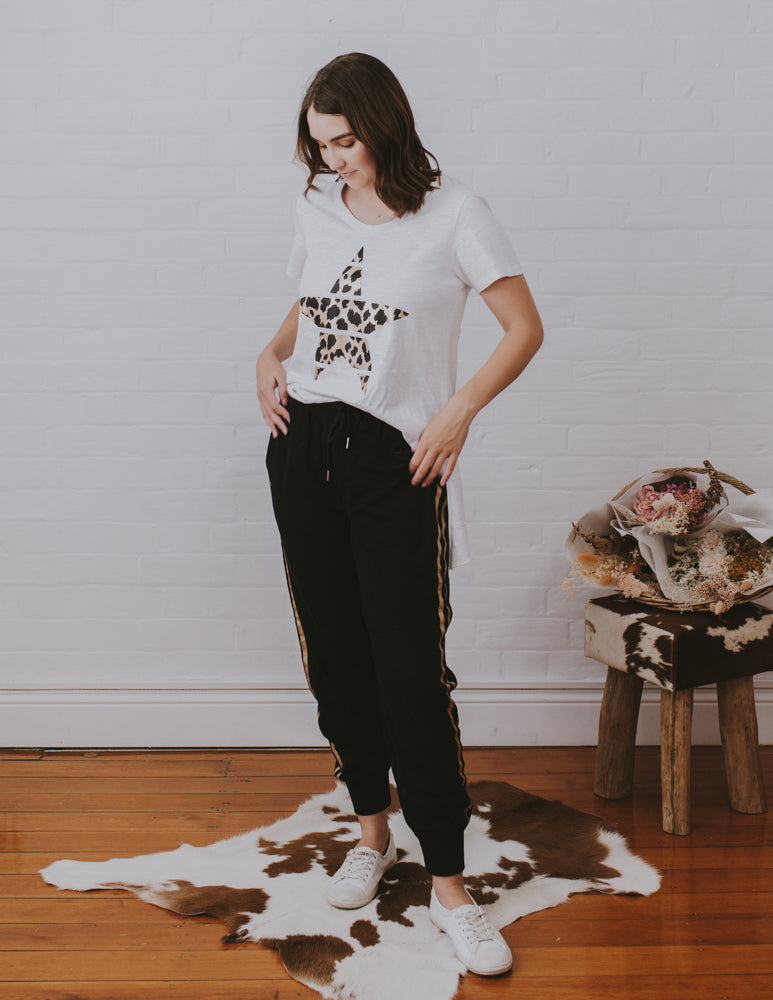Toni Leopard Star Striped Tee
