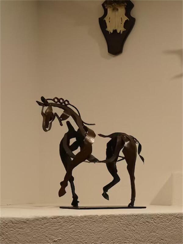 Metal Craft Horse Ornament