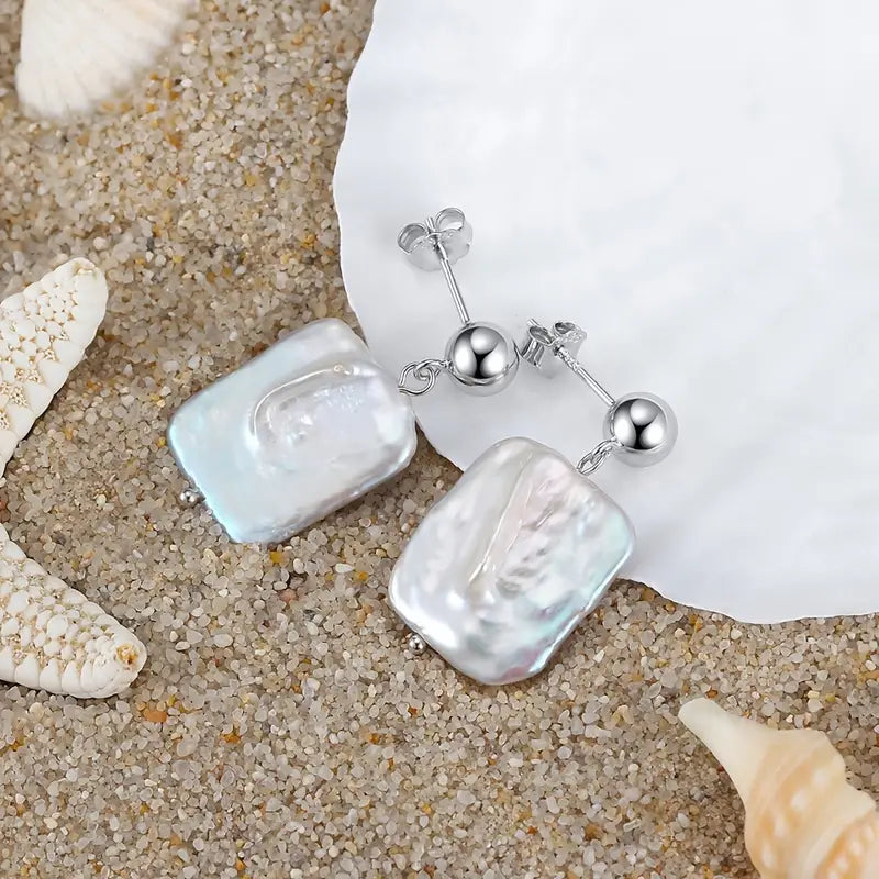 Nia Pearl Earrings