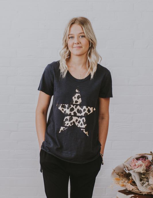 Toni Leopard Star Striped Tee